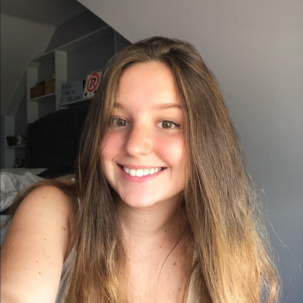 Meet your Posher, Ashley